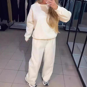 Women’s Round-neck Casual Sports Sweatshirt and Jogger Pants (2-piece Set)