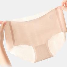 Load image into Gallery viewer, Women&#39;s Seamless Cool Breathable Panties
