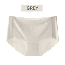 Load image into Gallery viewer, Women&#39;s Seamless Cool Breathable Panties
